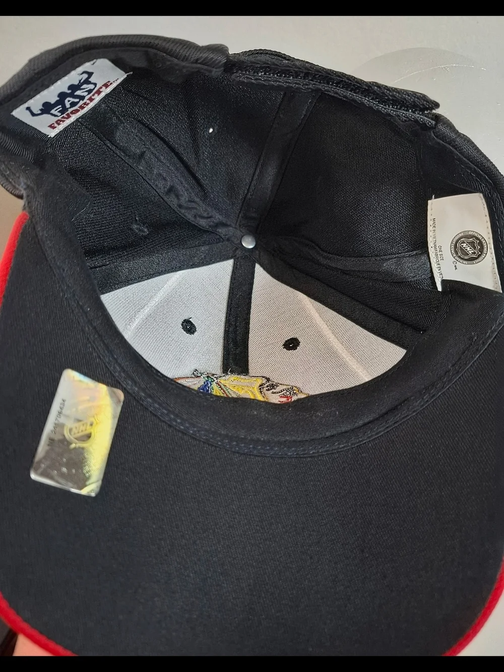 NHL Chicago Blackhawks Hockey Red Black White Panel Hat